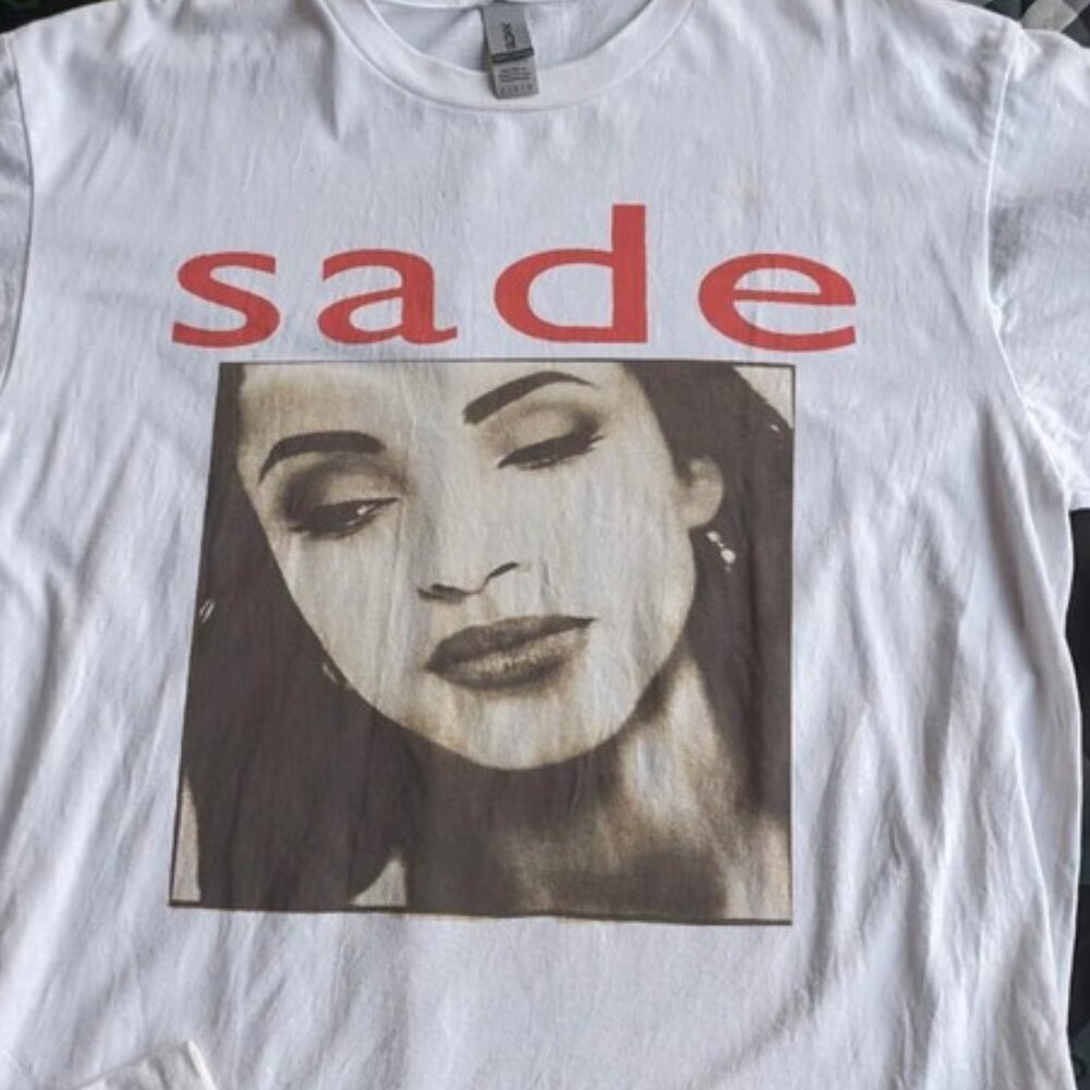 Sade Retro Graphic Music Fan Unisex Streetwear Aesthetic Style T-Shirt 159 - Picture 2 of 5